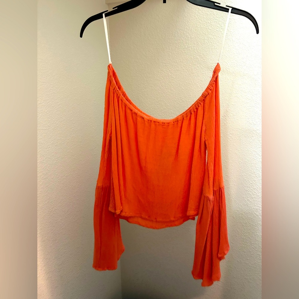 NWOT Melon Cropped Top